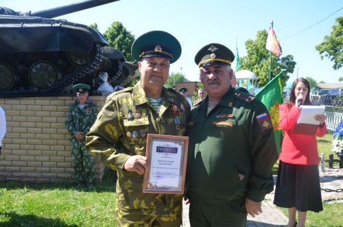 Районның чик сакчылары хәрби бәйрәмнәрен билгеләп үттеләр