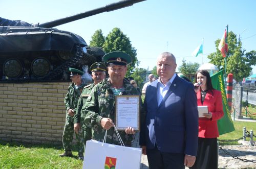 Районның чик сакчылары хәрби бәйрәмнәрен билгеләп үттеләр