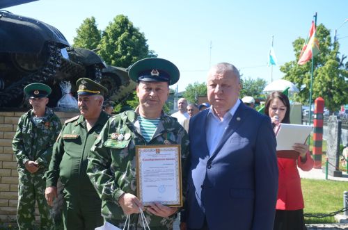 Районның чик сакчылары хәрби бәйрәмнәрен билгеләп үттеләр