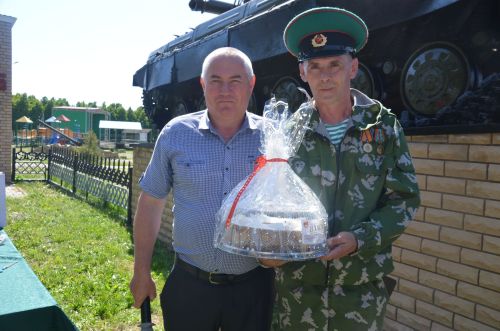 Районның чик сакчылары хәрби бәйрәмнәрен билгеләп үттеләр