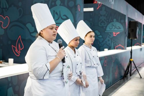 Сарман аграр көллияте студентларыy Казан рестораннарына эшкә чакырдылар