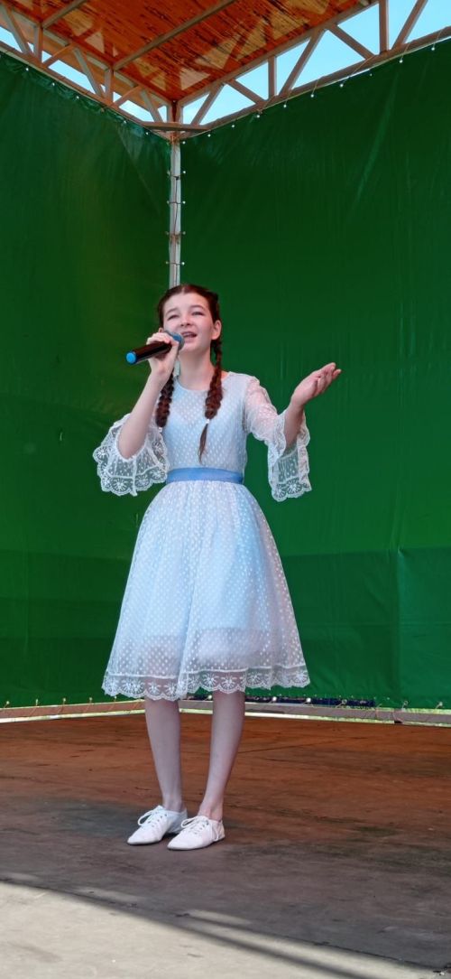 Район үзәгендә балалар бәйрәм иттеләр
