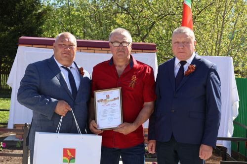 Торжественное открытие памятников в селе Мустафино