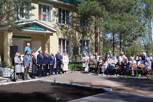 В Лешев-Тамакском поселении открыли памятник героям ВОВ