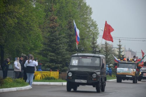 Парадта быел ретромашиналар да күбрәк булды