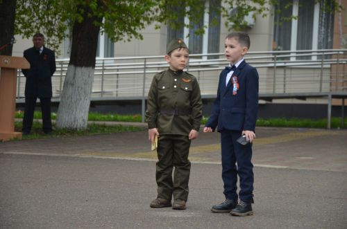 «Зәңгәр яулык» сугыш елларына алып кайтты