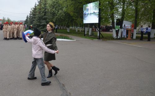 «Зәңгәр яулык» сугыш елларына алып кайтты