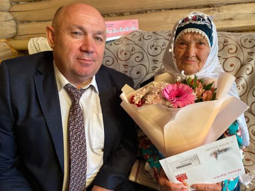 Әзhәрия апага 9 май икеләтә истәлекле