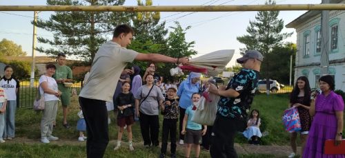 Яхшыбайдагы Кече авыл көненә күрше авыллардан да килделәр
