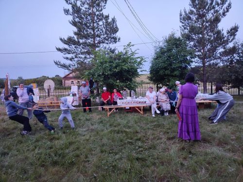 Яхшыбайдагы Кече авыл көненә күрше авыллардан да килделәр
