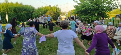 Яхшыбайдагы Кече авыл көненә күрше авыллардан да килделәр
