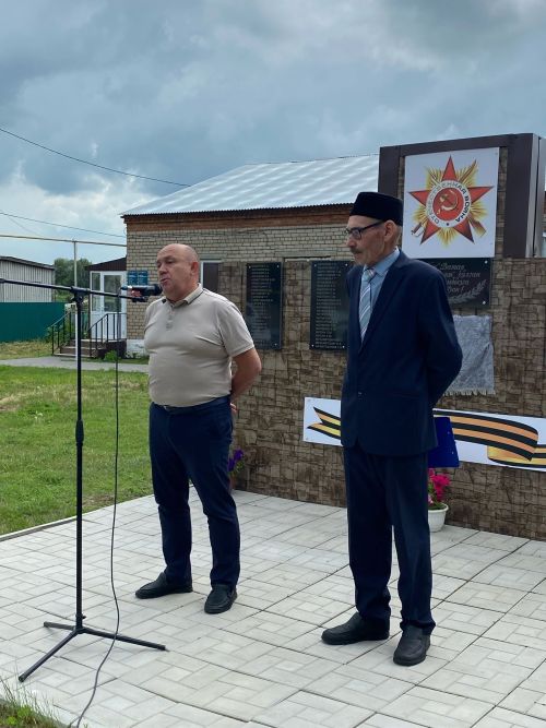 Чураш егете Фәнис Солтановка истәлек тактасы ачылды