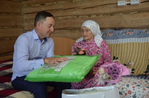 Таисия апа 100 яшенә дә чакырды