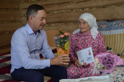 Таисия апа 100 яшенә дә чакырды