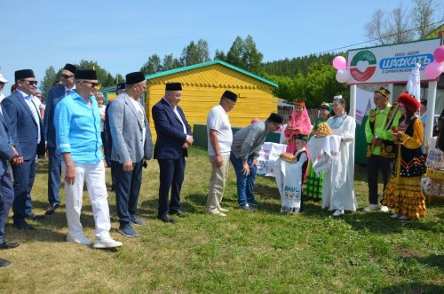Район Сабан туе йортларны караудан башланды