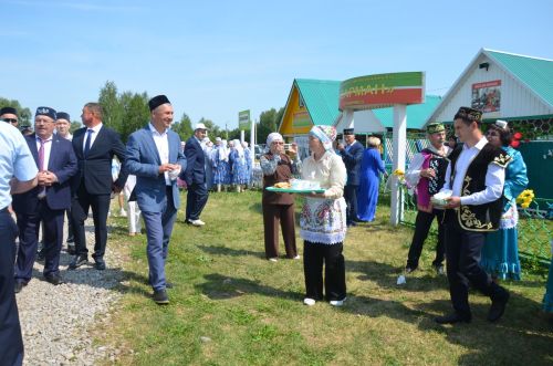 Район Сабан туе йортларны караудан башланды