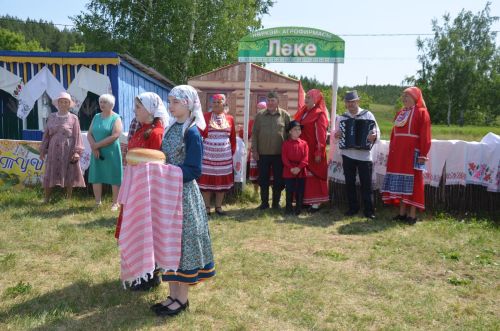 Район Сабан туе йортларны караудан башланды