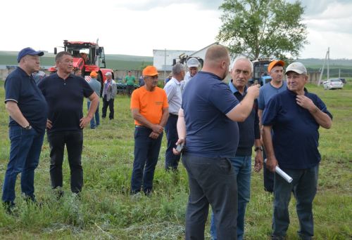 В районе состоялся «Парад комбайнов»