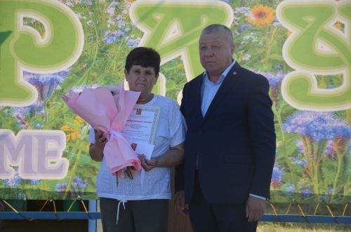Ләкедә Питрауны бәйрәм иттеләр