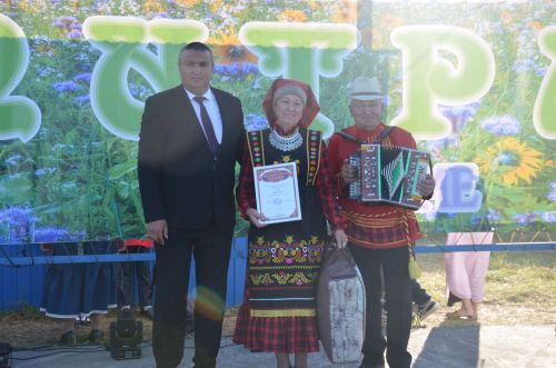 Ләкедә Питрауны бәйрәм иттеләр