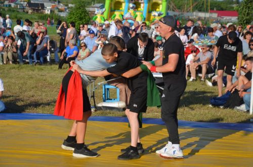 Ләкедә Питрауны бәйрәм иттеләр