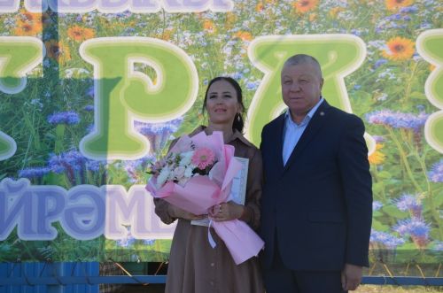 Ләкедә Питрауны бәйрәм иттеләр