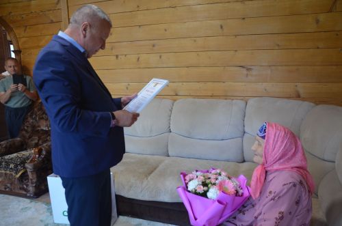 «Аллаһы Тәгалә гомерләрне ана карынында чакта ук билгели», - ди 90 яшен тутырган Вәсилә апа