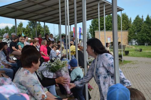 55 ел бергә яшәгән парга медаль тапшырылды