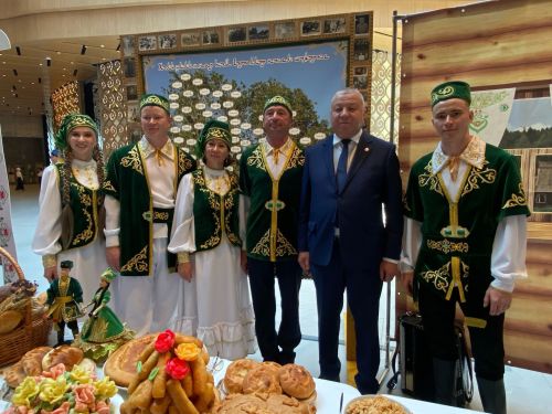 Александровкадан Хәлиуллиннар республикада танылдылар
