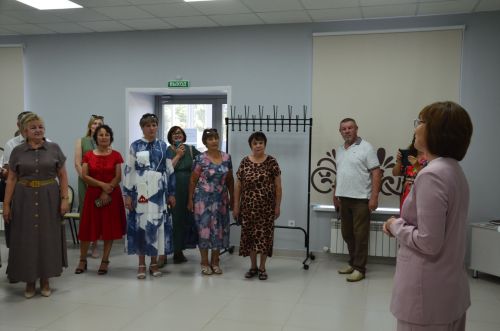 Мәгълүмат-мөхәррият үзәге кунаклар кабул итте