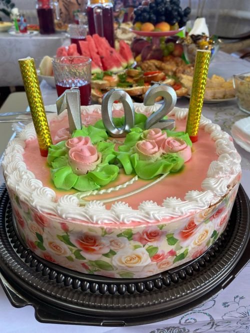 Нәфисә апаны 102 яше белән котладылар