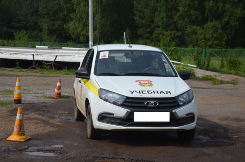 Районда «Автоледи-2025» бәйгесе җиңүчесе ачыкланды