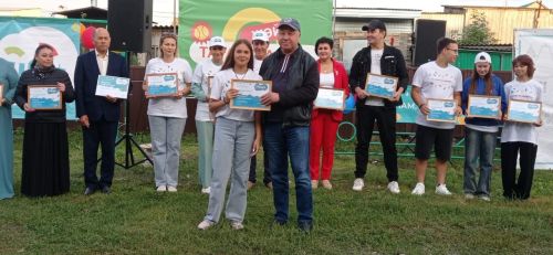 Районыбызның иң матур  ишегалдында күршеләр бәйрәме үтте