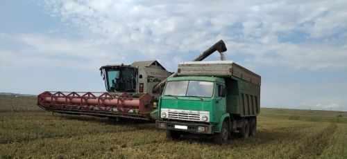 В районе наградили передовиков уборки