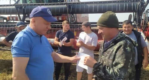 В районе наградили передовиков уборки