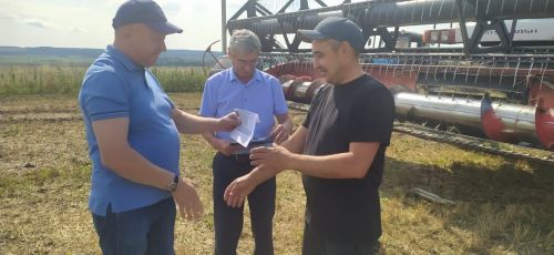 В районе наградили передовиков уборки