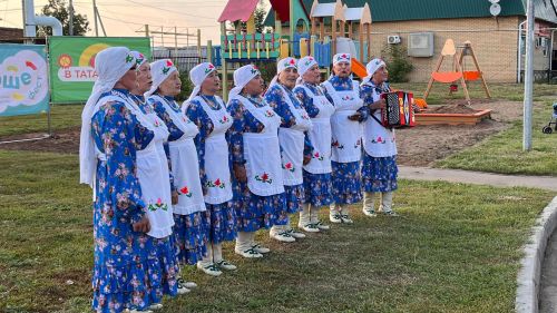 Күршеләр очраштылар