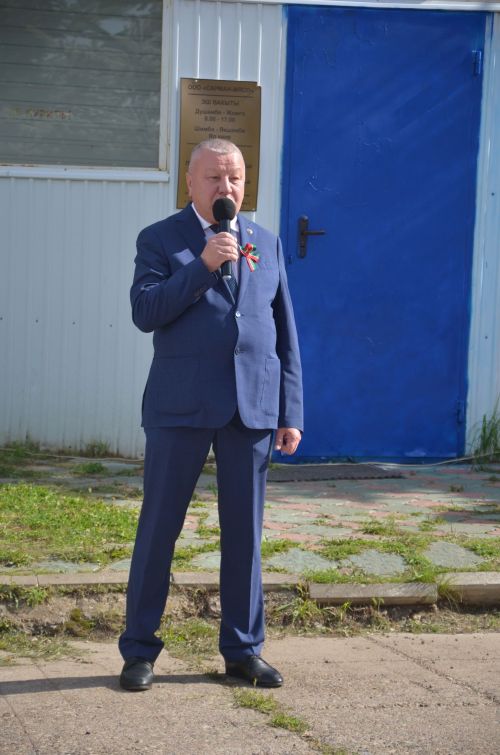 Районда Хәйдәр Сафинга истәлек тактасы куелды