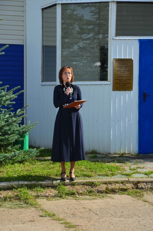 Районда Хәйдәр Сафинга истәлек тактасы куелды