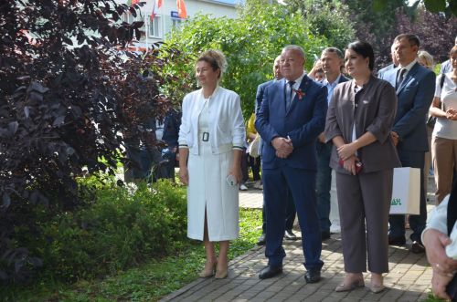 Мәртәбәле якташларыбызга багышланган стела бер исемгә тулыланды