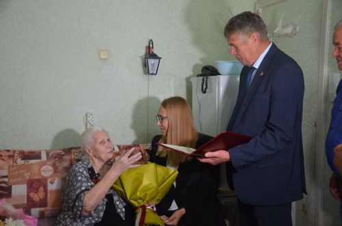 Евдокия Павловнага 100 яшь тулды