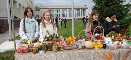 Сарман урта мәктәбендә сайлау уңаеннан күптөрле чаралар оештырылды