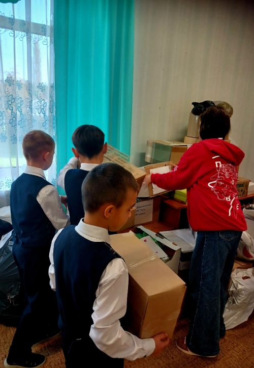 Юные джалильцы собрали целебные травы для участников СВО