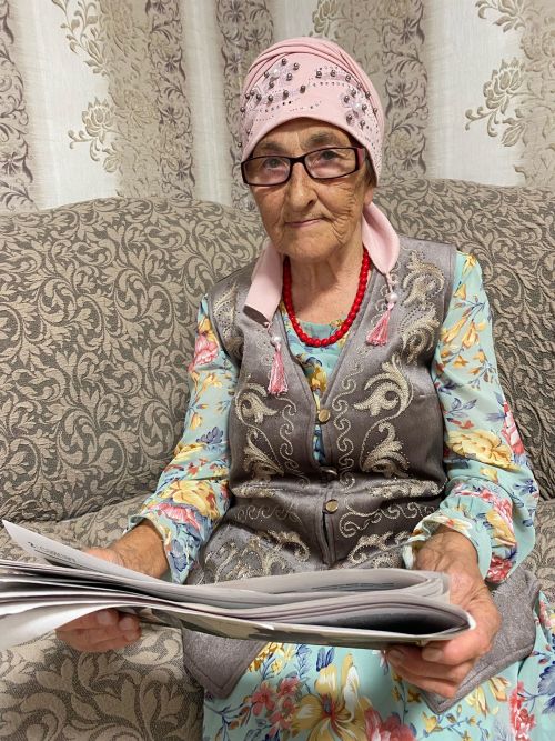 Тугры абунәчебез Лена Гариповага 80 яшь тулды