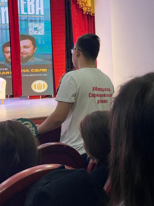 Молодежь района посетила творческую мастерскую в Муслюмово