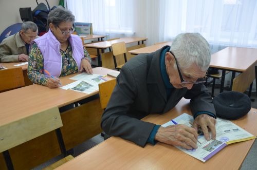 Районның машинаны иң оста йөртүче өлкәннәре ачыкланды