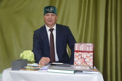 Эдуард Латыйпов якташлары белән «гомеренең бер мизгелен» искә алды