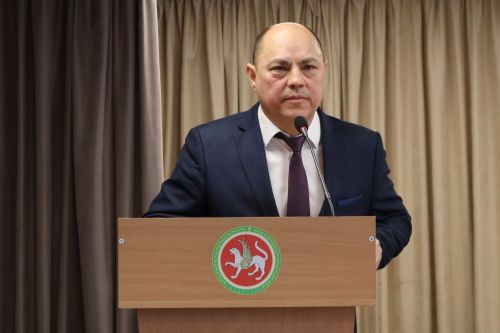 На заслуженный отдых проводили директора Сармановского колледжа