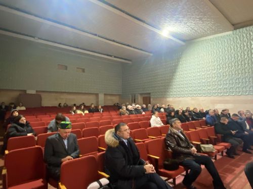 Петровский Заводта кунакчыл халык яши