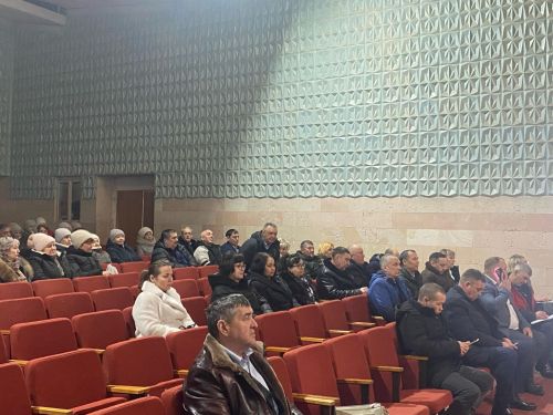 Петровский Заводта кунакчыл халык яши